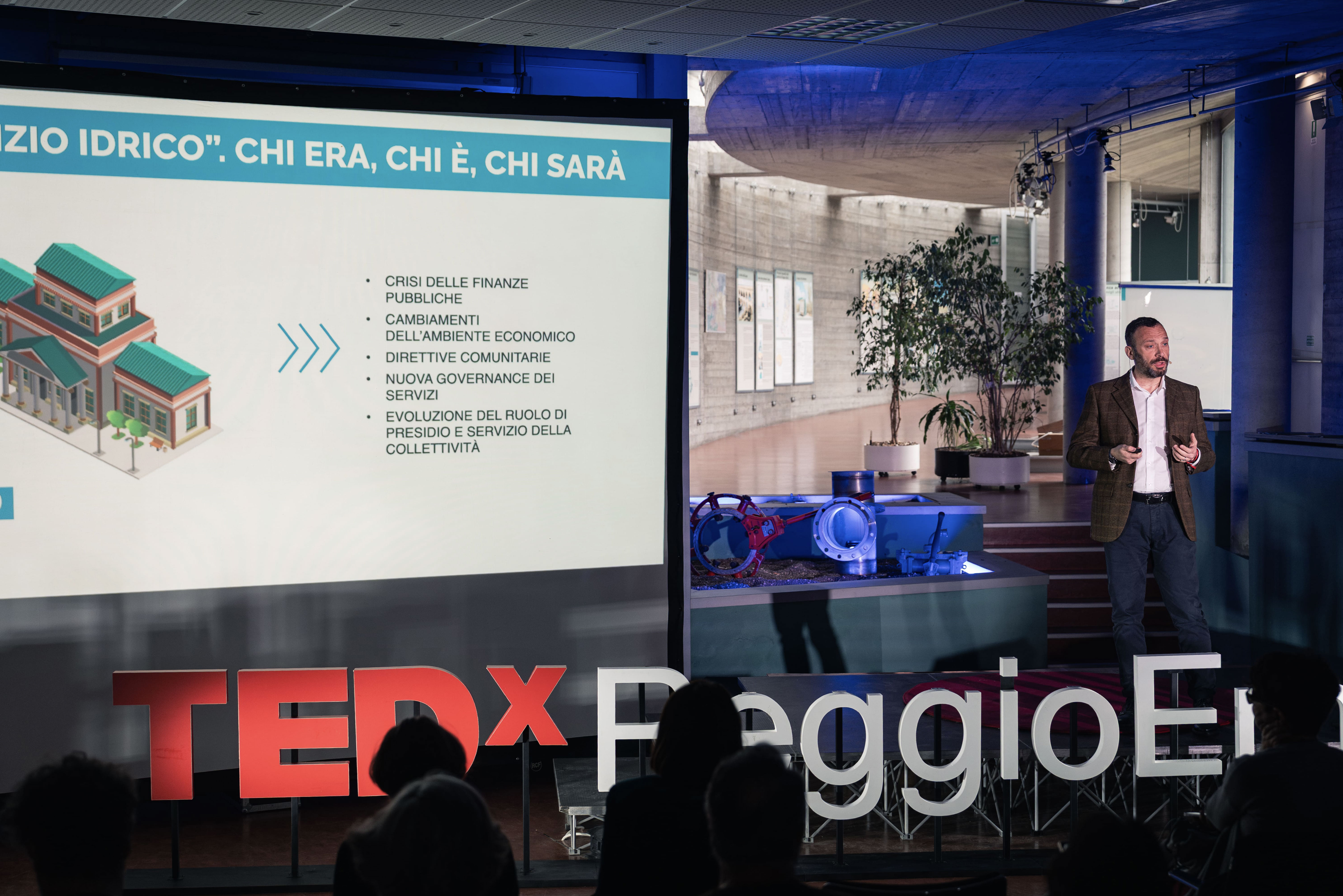 Donato Berardi sul palco del TEDx a Reggio Emilia